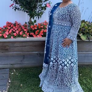 Elegant Blue and White Patterned Dress